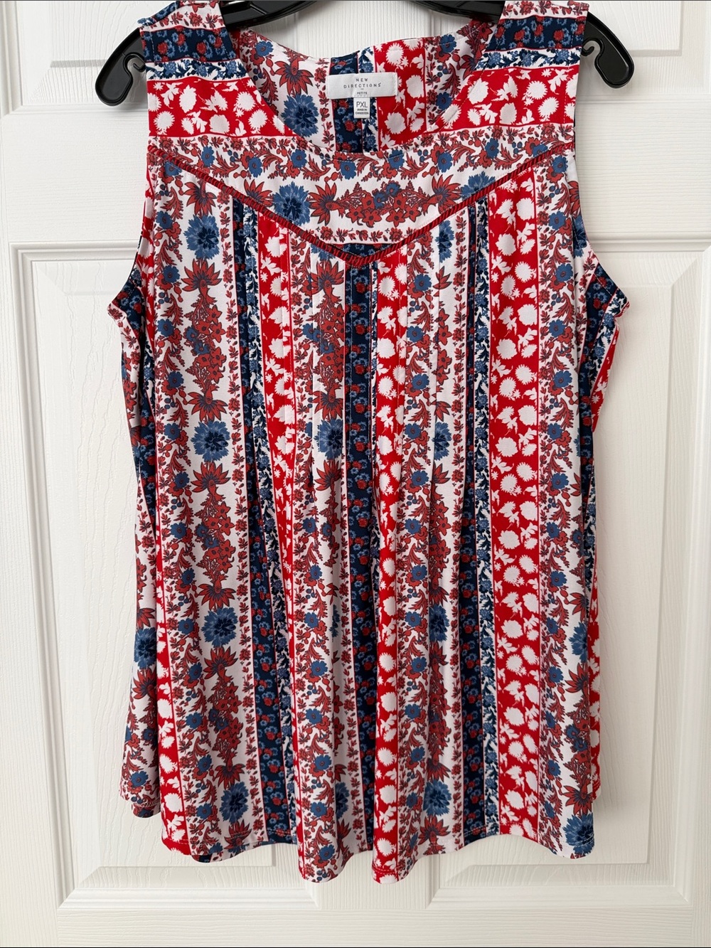New Directions Red, Navy & White Floral-Stripe Sleeveless Tank Top